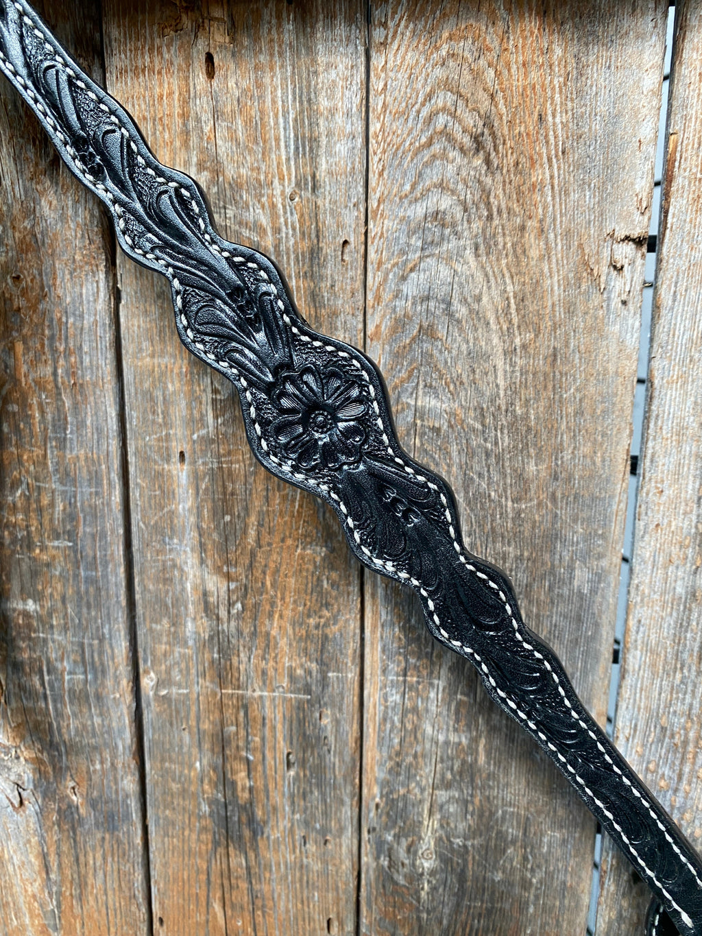 Floral Scalloped Black Breastcollar — view 2
