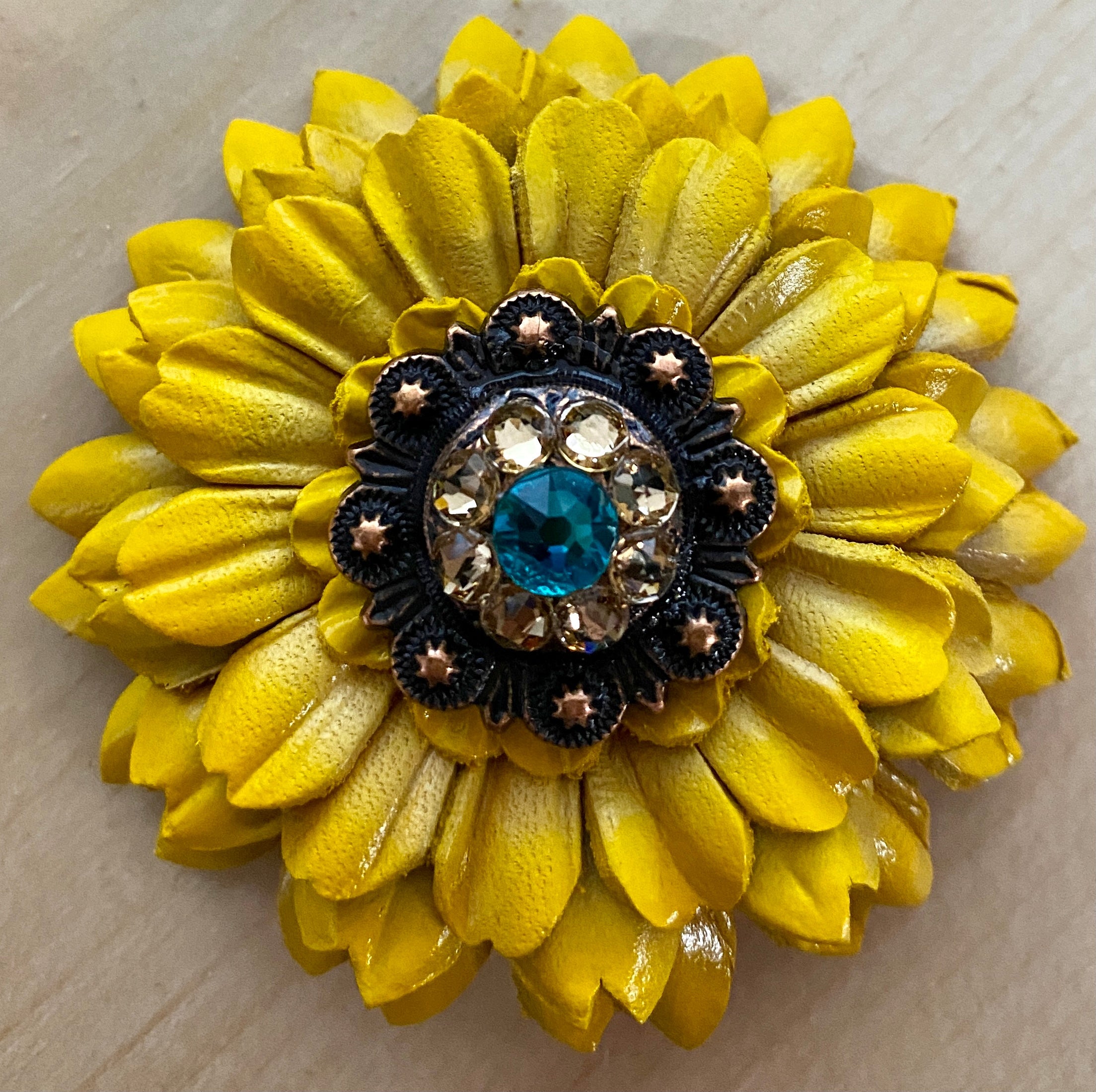Yellow Daisy Leather Flowers - 1" Crystal Conchos - Options — view 5