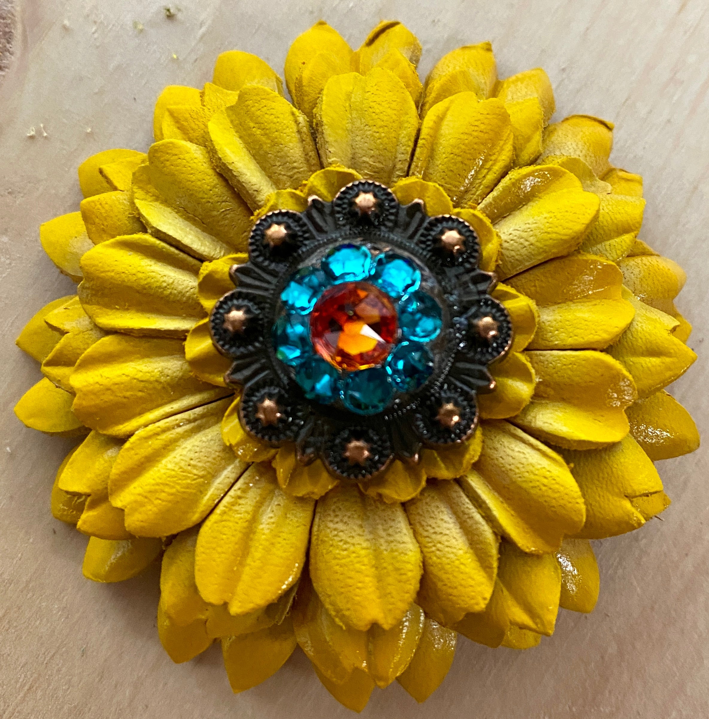 Yellow Daisy Leather Flowers - 1" Crystal Conchos - Options — view 7
