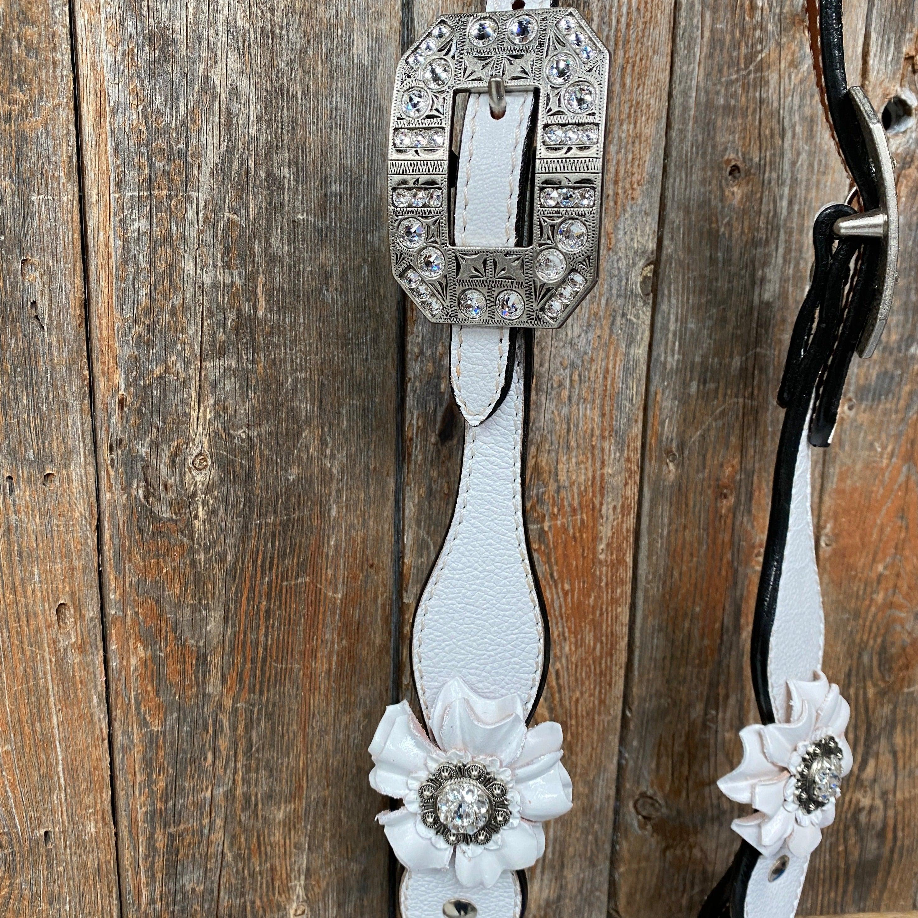 White Floral One Ear & Breastcollar Tack Set #OEBC440 — view 7