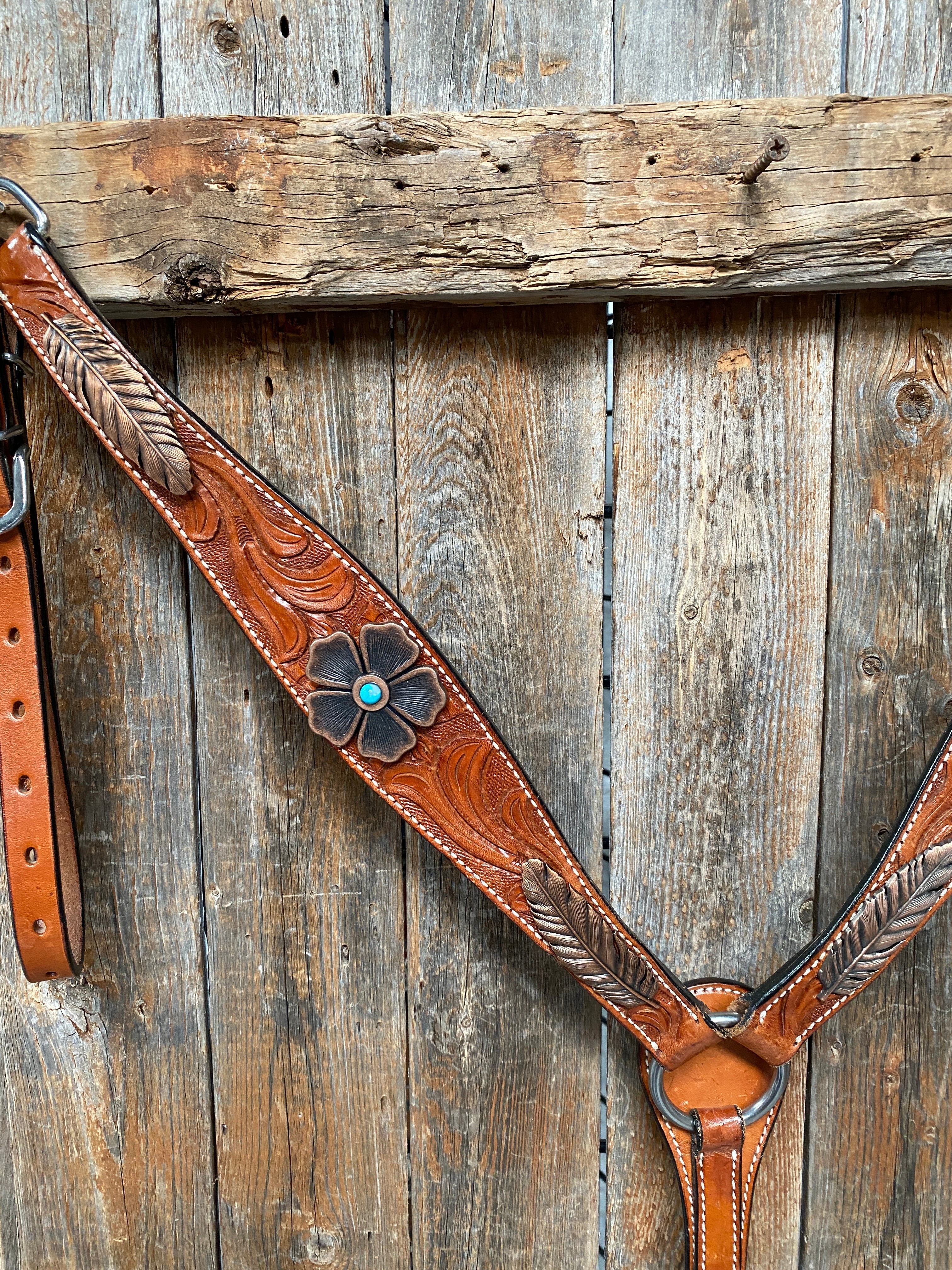 Light Oil Floral Tooled Feather and Flower Breastcollar#BC1052 — view 2