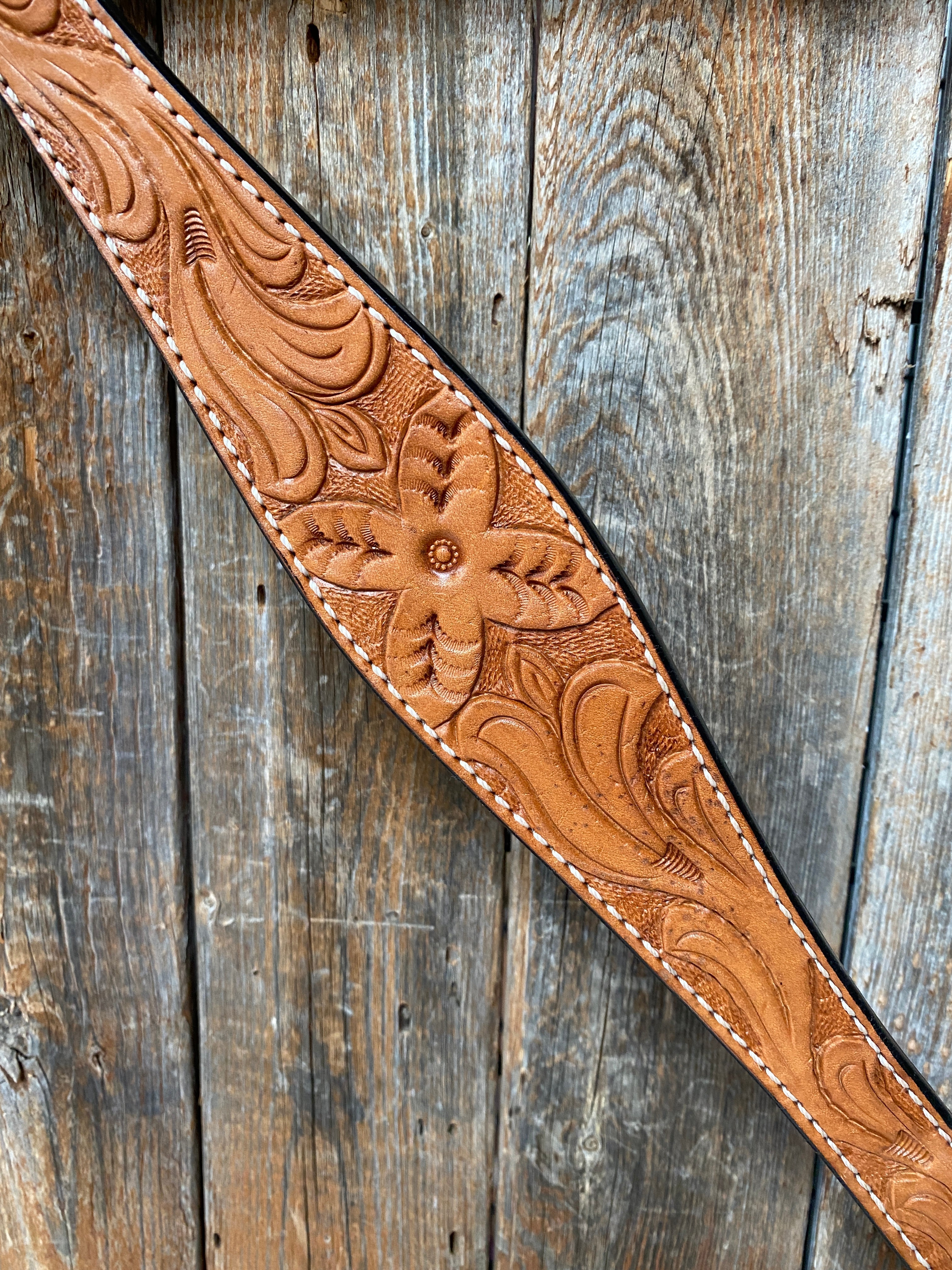 Floral Tooled Light Oil Breastcollar — view 2
