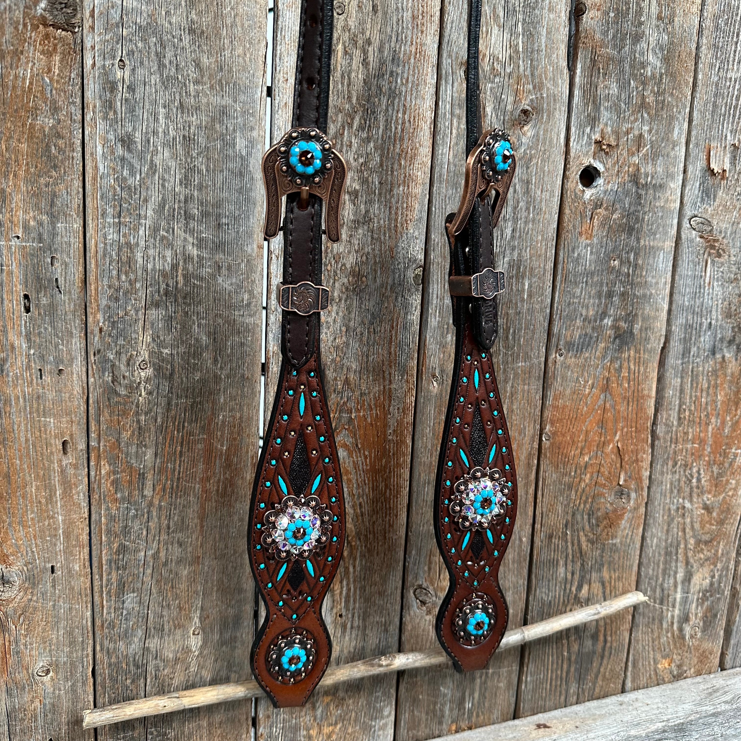 Dark Oil Hand Painted Antique Silver Turquoise One Ear and Breastcollar Tack Set #OEBC564 — view 7
