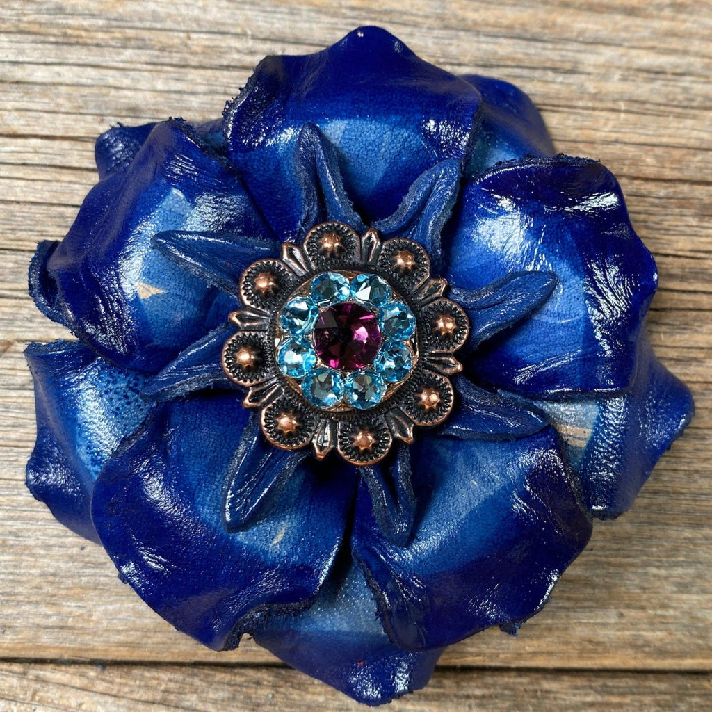 Blue Gardenia Flower With Copper Amethyst & Aqua 1" Concho