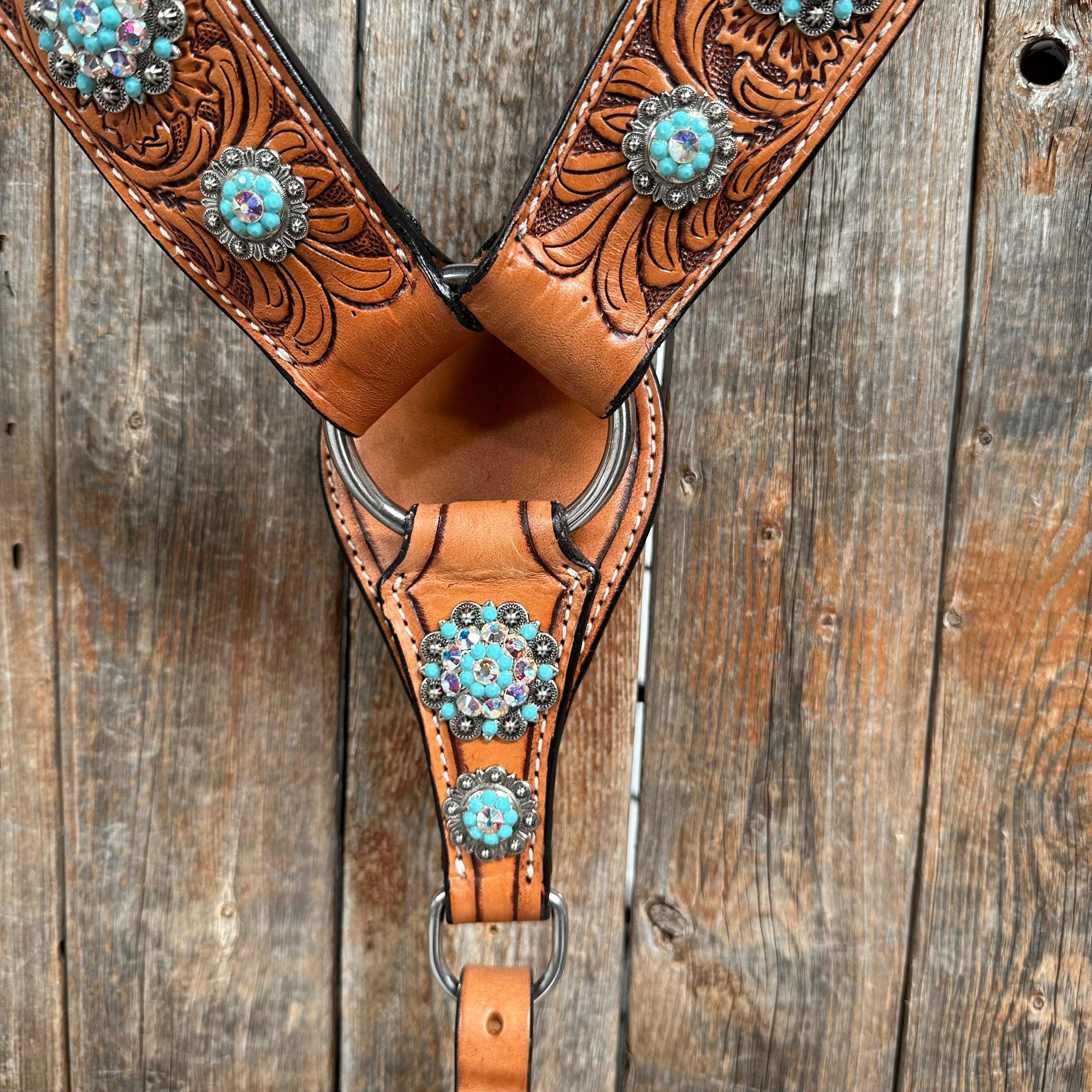 Light Oil Buckaroo Roper Turquoise and AB One Ear & Breastcollar Tack Set #OEBC559 — view 5