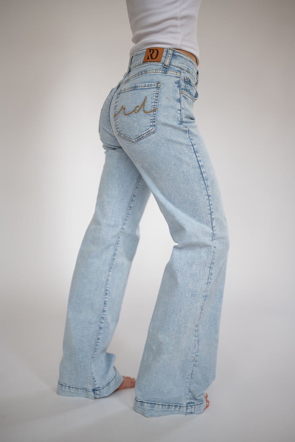 Signature Trouser Light Wash — view 5