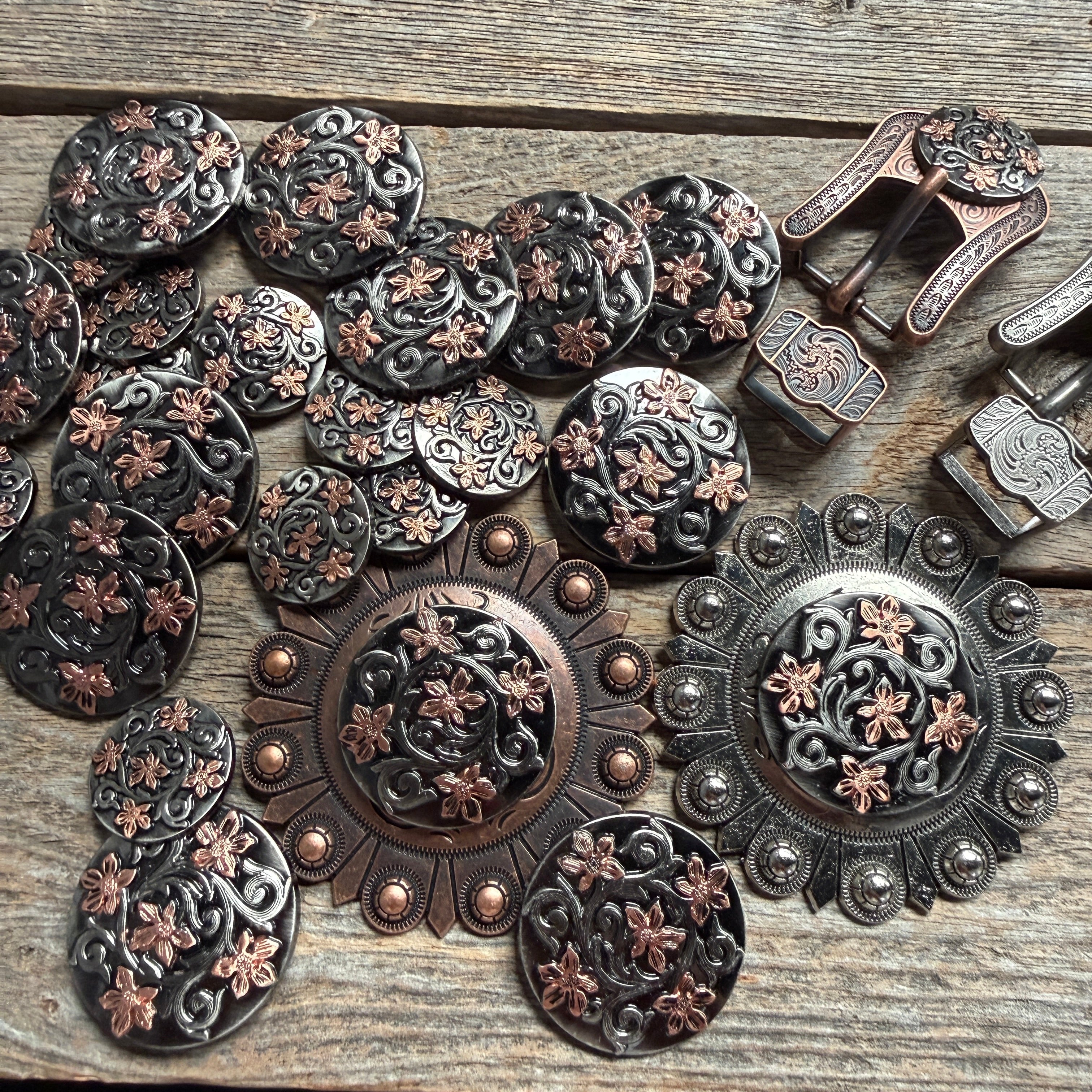 Silver - Copper Floral Western Concho W200