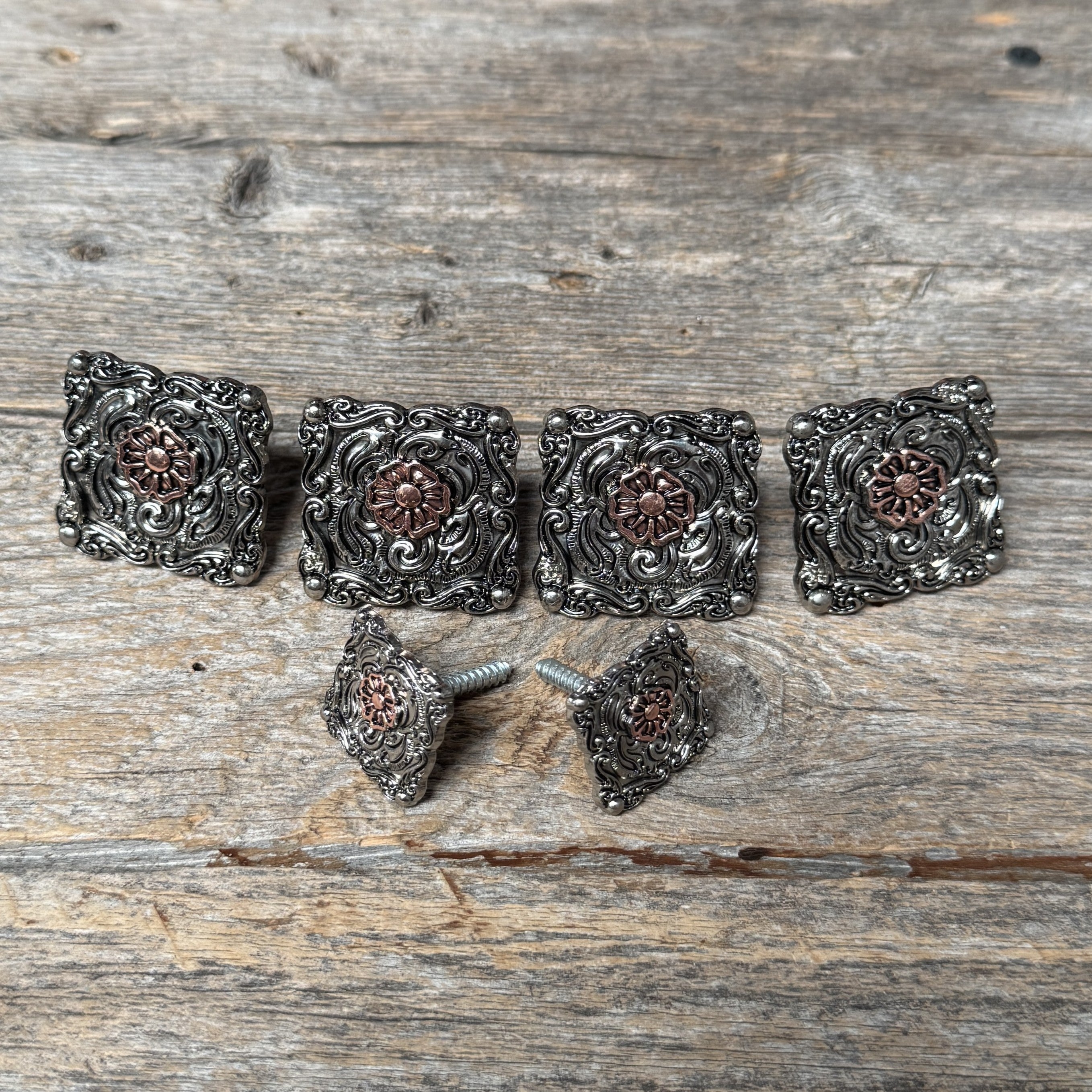 Antique Silver Square Floral Saddle Set SSW247