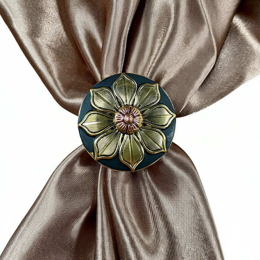 Black & Gold Sunflower Western Concho W125 — view 9