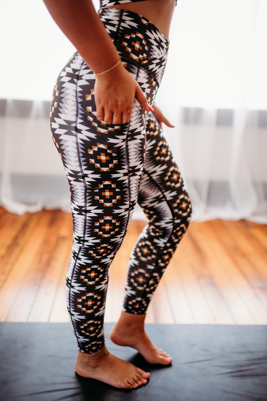 Del Rio Full Print Crossover Leggings — view 2