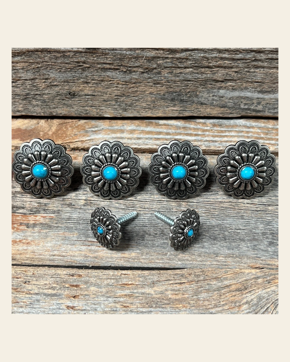 Antique Silver Turquoise Saddle Set SSW203 on a warm cream background