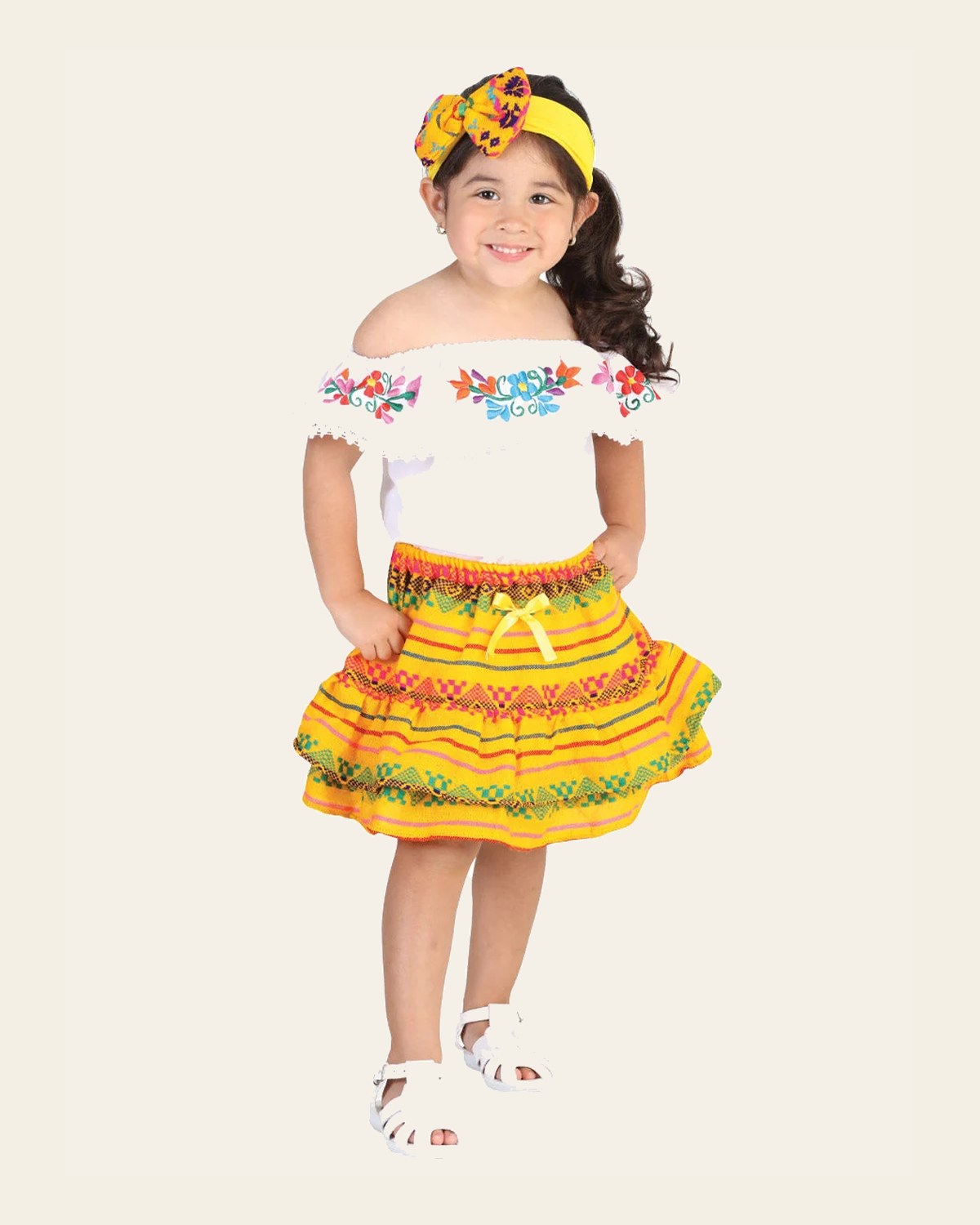 Artisanal Embroidered Set 100% Cotton Yellow 602101 on a warm cream background