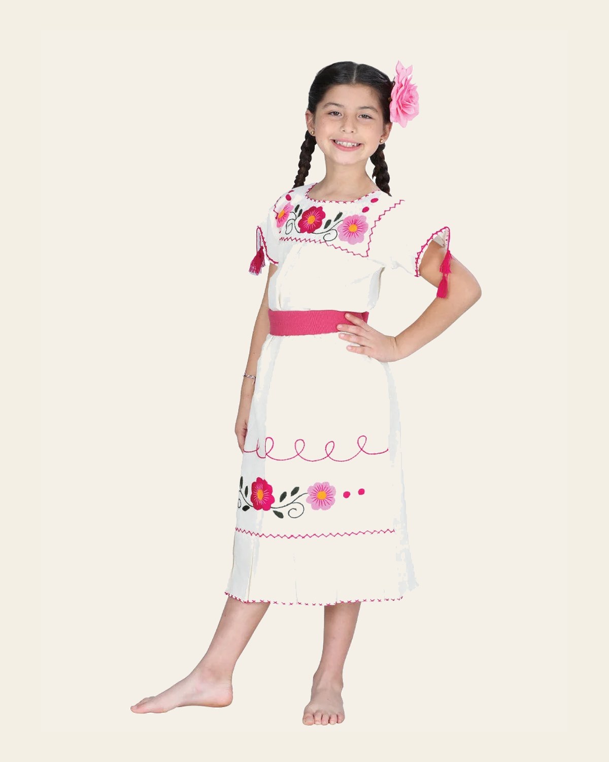Artisanal Embroidered Set 50% Cotton, 50% Poliester Natural 601352 on a warm cream background