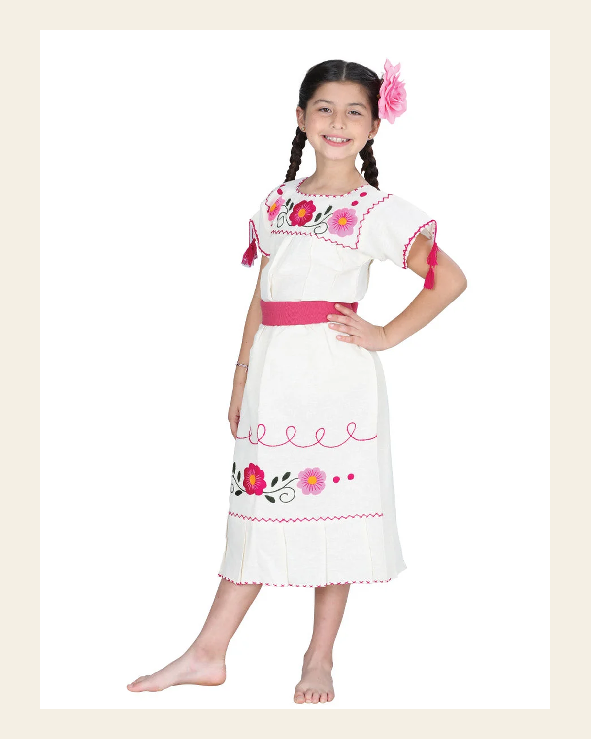 Artisanal Embroidered Set 50% Cotton, 50% Poliester Natural 601352 on a warm cream background