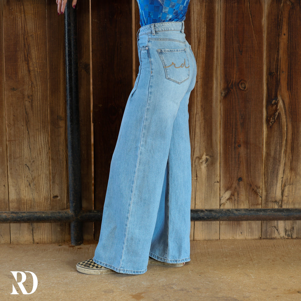 Ava Wide Leg - Light Wash — view 3