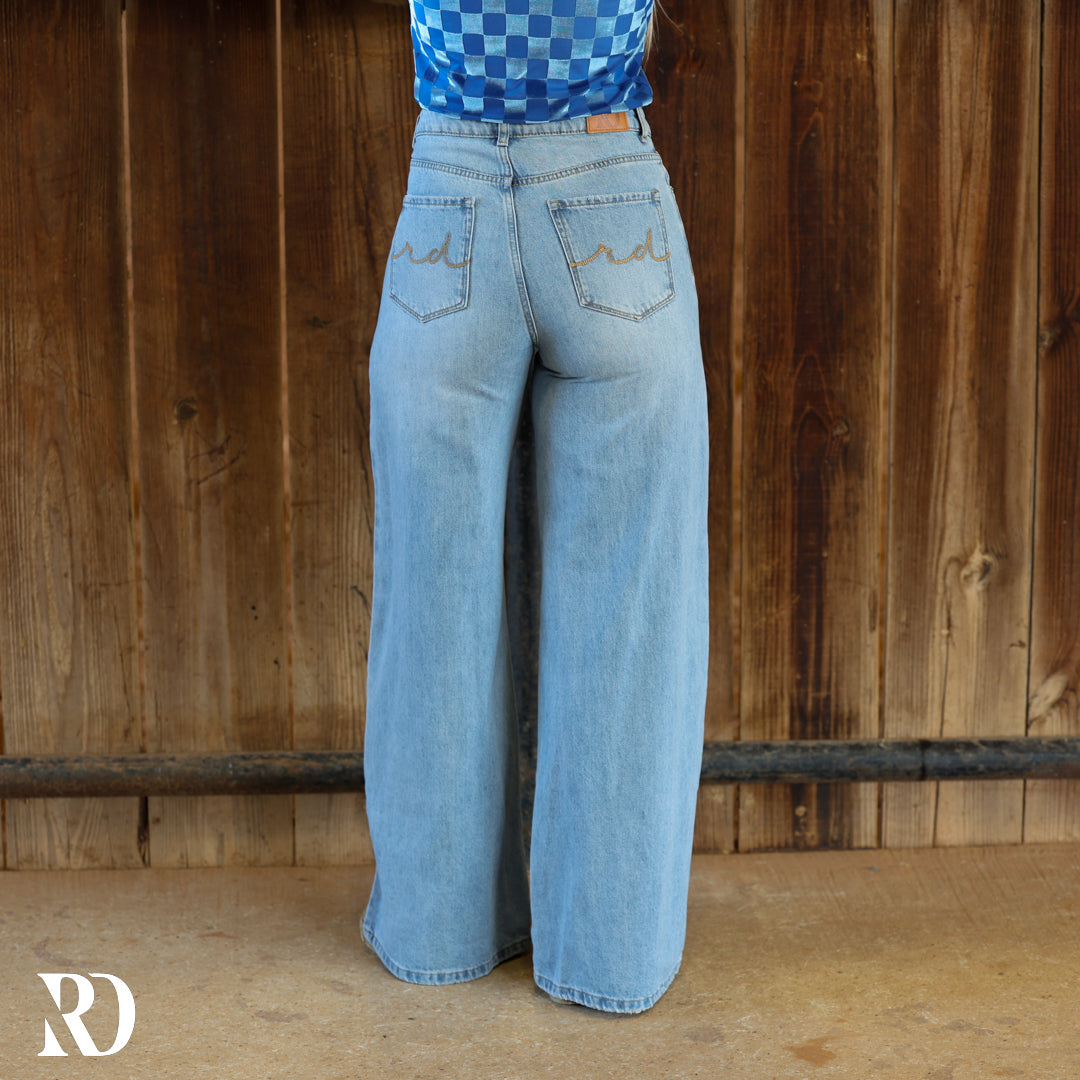 Ava Wide Leg - Light Wash — view 5
