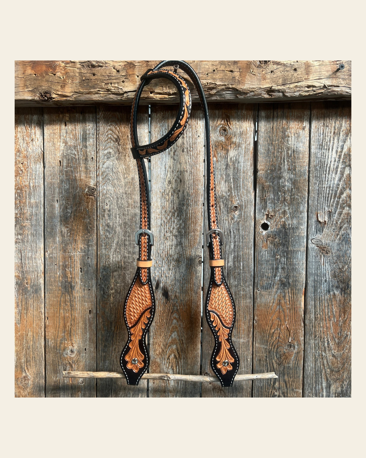 Basketweave - Leaf Scalloped Two Tone One Ear Headstall/Bridle #231871 on a warm cream background