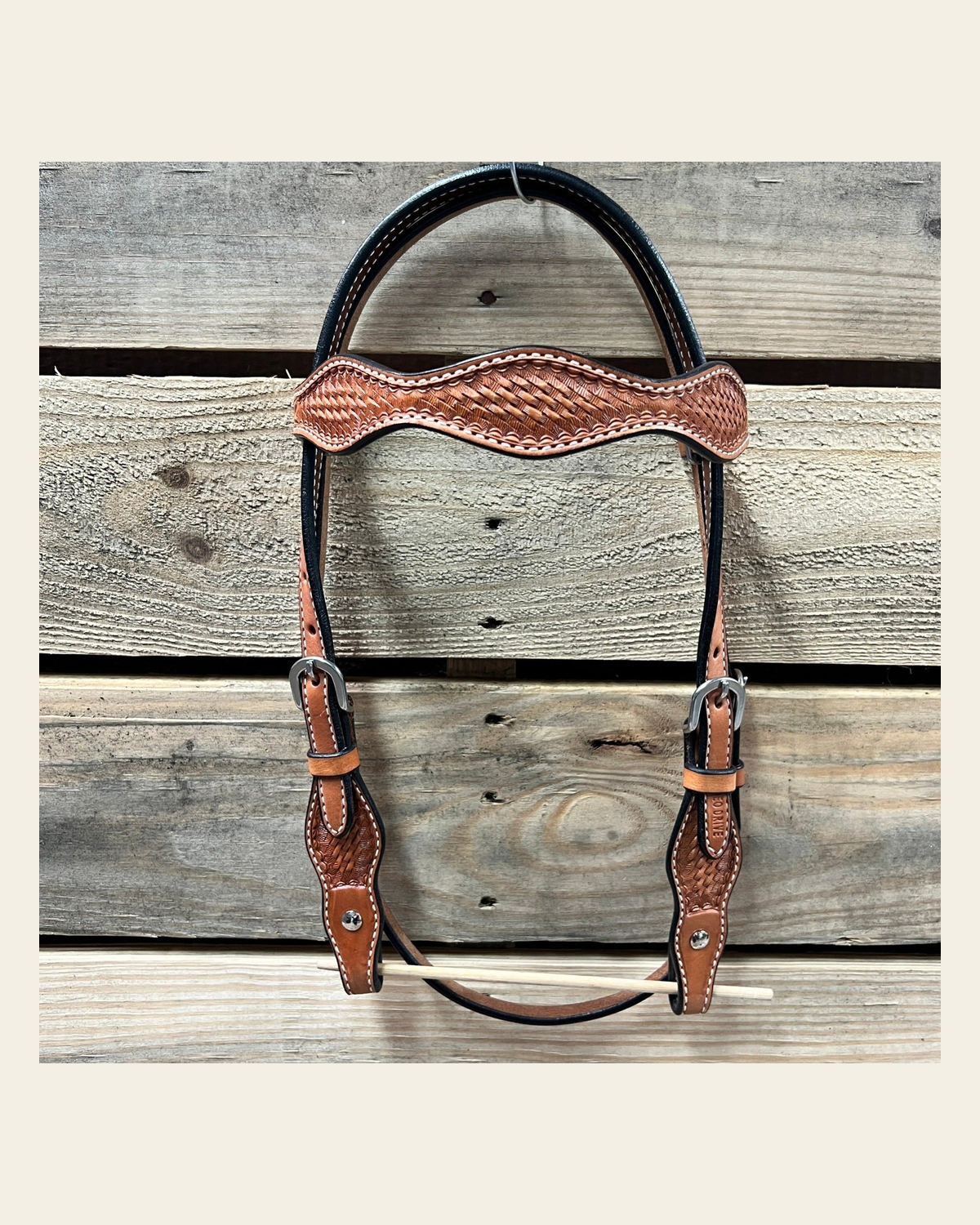 Light Oil Cob - Gag Browband Headstall / Bridle- Short Cheeks on a warm cream background