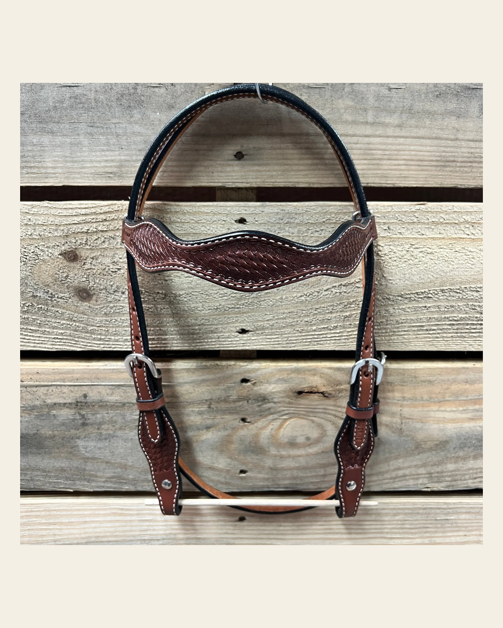 Medium Oil Cob - Gag Browband Headstall / Bridle- Short Cheeks on a warm cream background