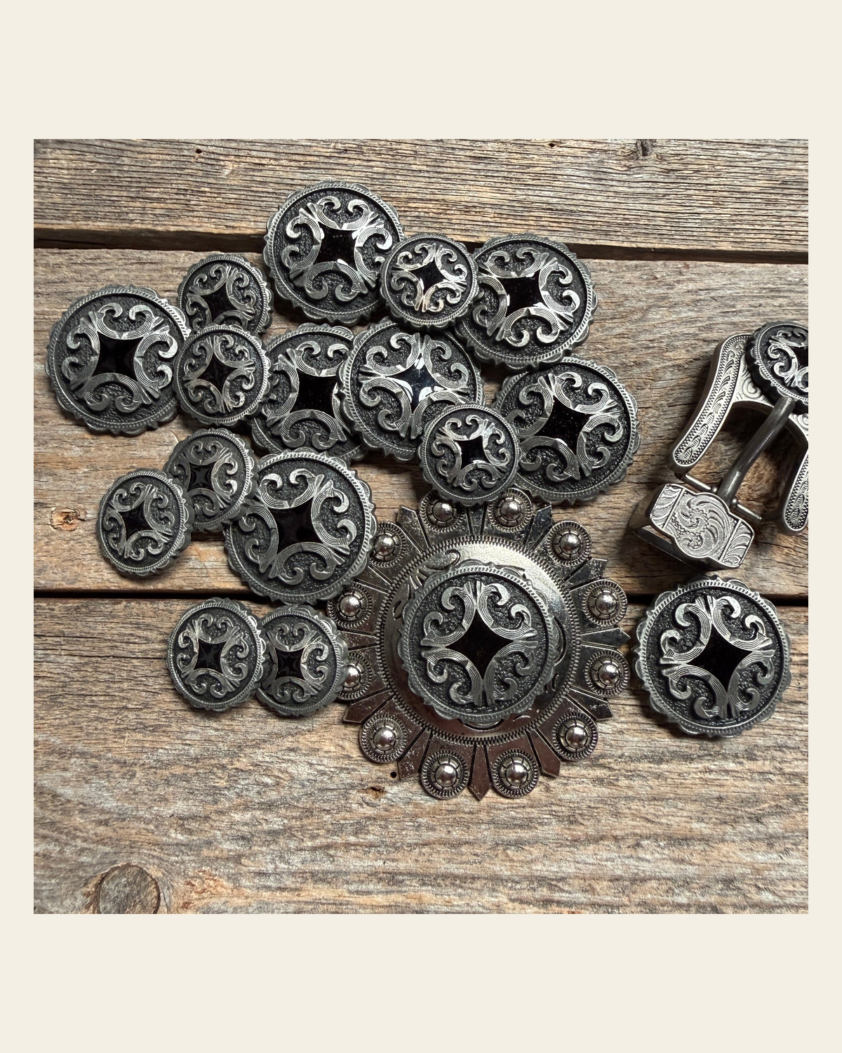 Black Diamond Antique Silver Western Concho W213 on a warm cream background