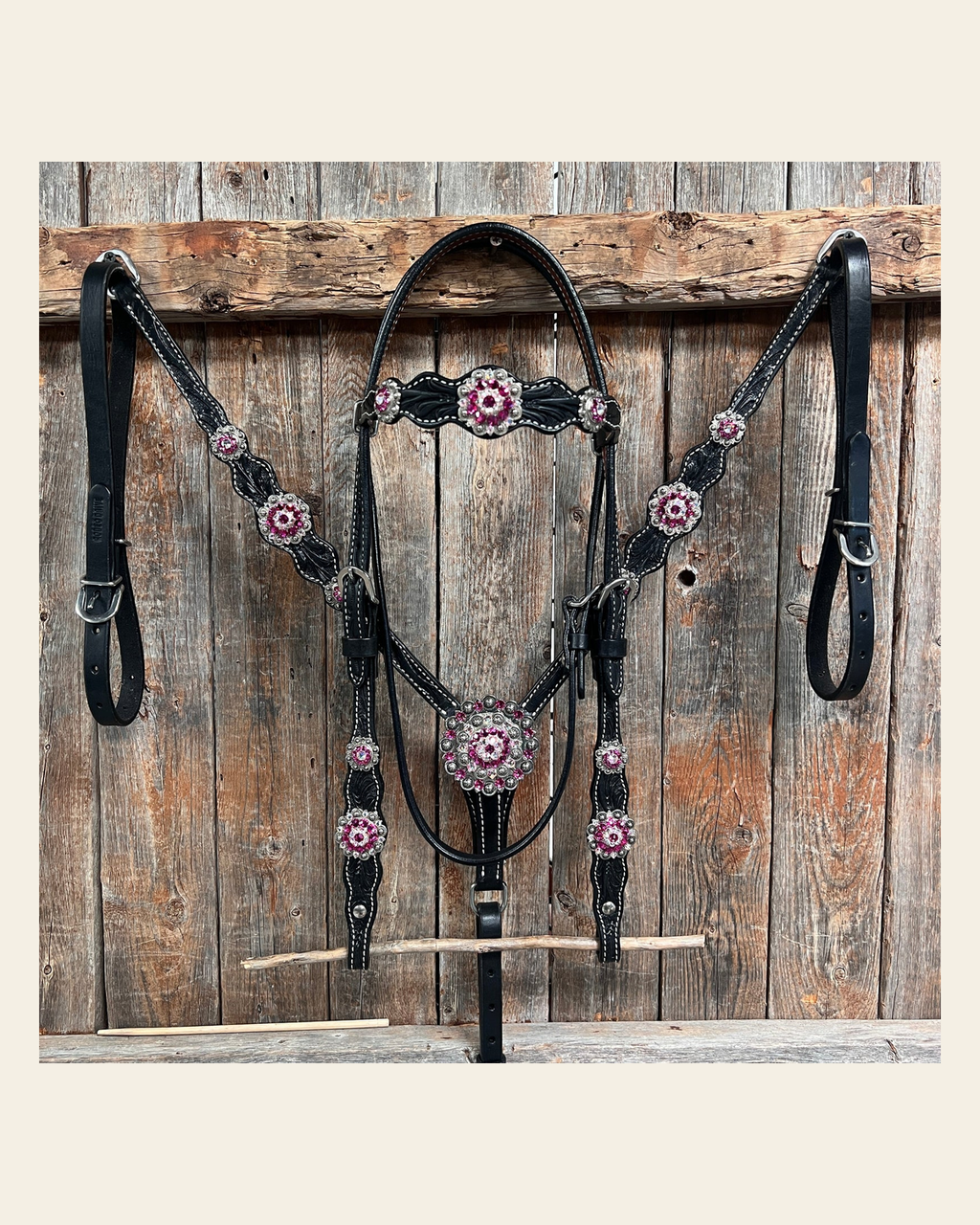 Black Floral Fuchsia Browband / One Ear Tack Set #BBBC596 on a warm cream background