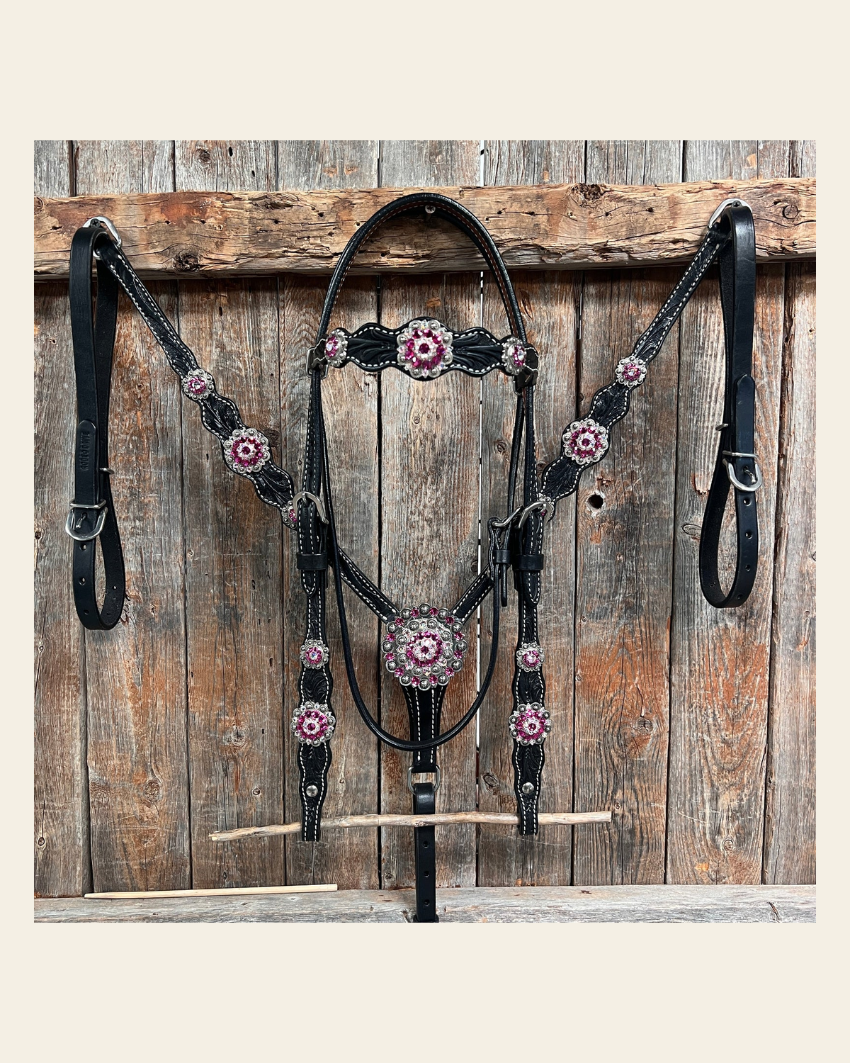 Black Floral Fuchsia Browband / One Ear Tack Set #BBBC596 on a warm cream background