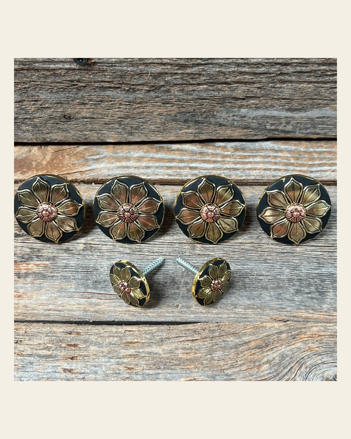 Black & Gold Sunflower Saddle Set SSW125 on a warm cream background