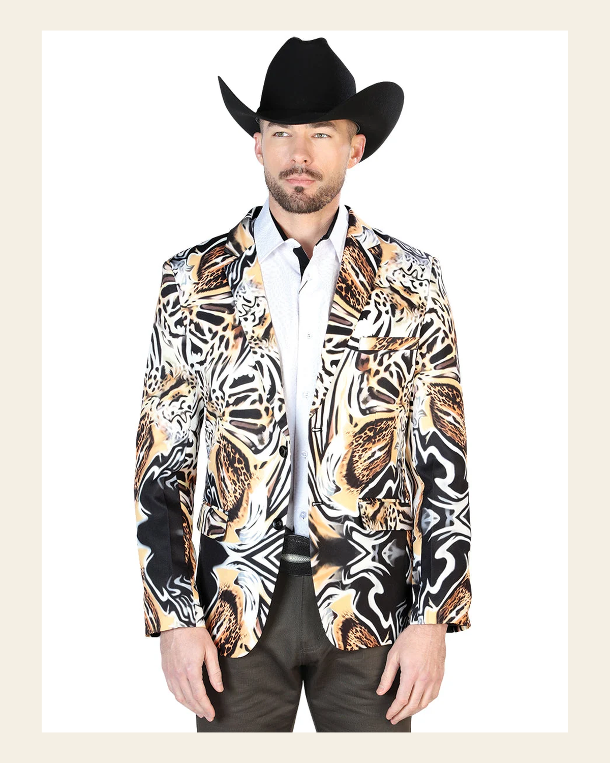 Blazer Senor De Los Cielos Lycra White 44000 on a warm cream background