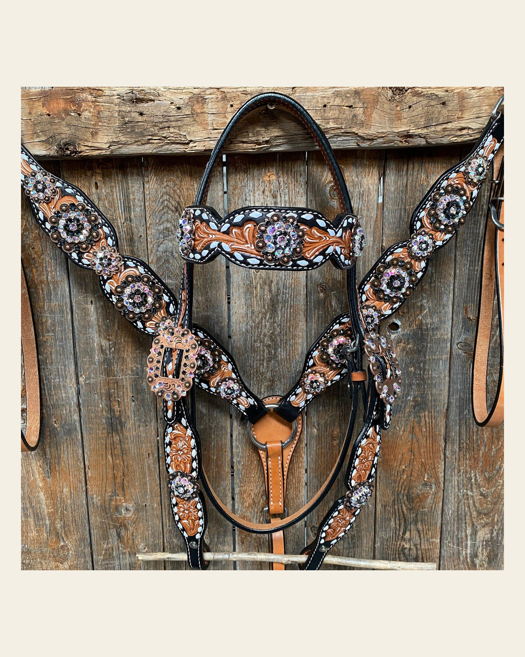 Browband/One Ear & Breastcollar Set #BBBC413 on a warm cream background