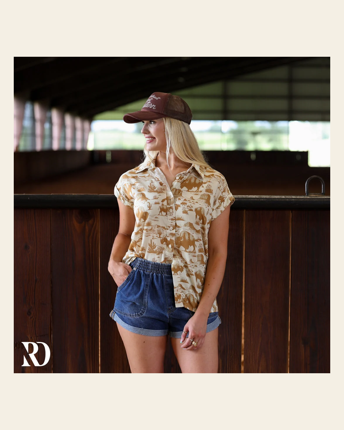 Buffalo Trail | Top on a warm cream background