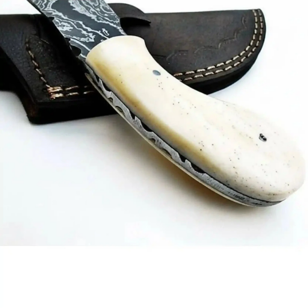 Custom Made Damascus Steel Hunting Knife / Skinning Knife  Gut Hook DK-0101