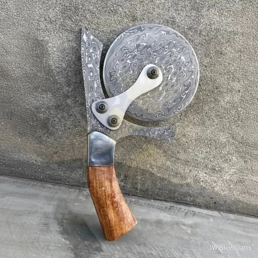 Damascus Steel Pizza Cutter Wheel with Wooden Handle – Handmade Kitchen Tool