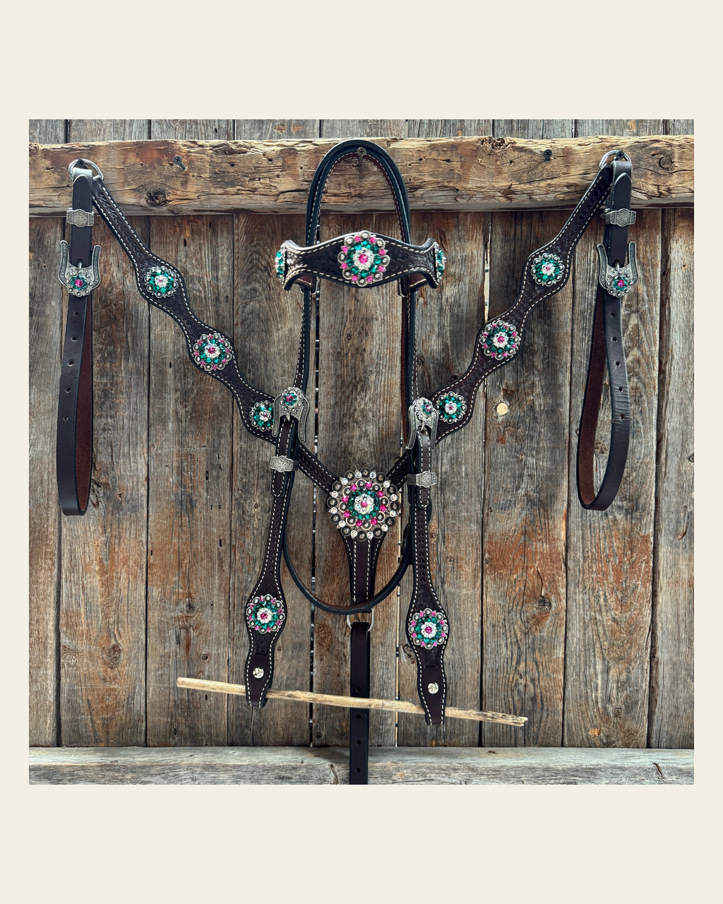 Dark Oil Basketweave Fuchsia, Clear, Emerald Browband/One Ear Tack Set #BBBC673 on a warm cream background