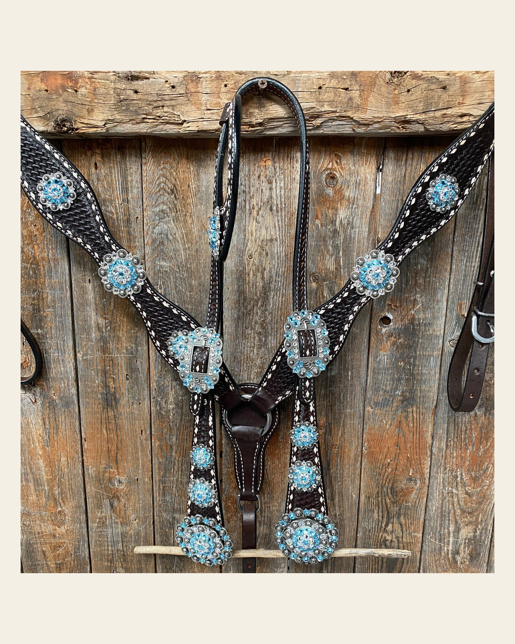 Dark Oil Buckstitch Aqua and Clear One Ear & Breastcollar Tack Set #OEBC439 on a warm cream background