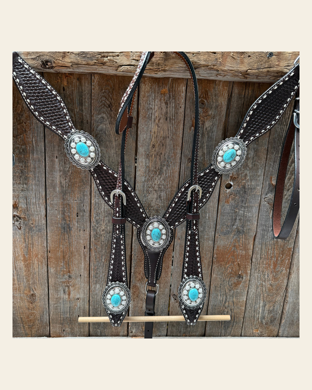 Dark Oil Buckstitch Turquoise One Ear Tack Set #OEBC527 on a warm cream background