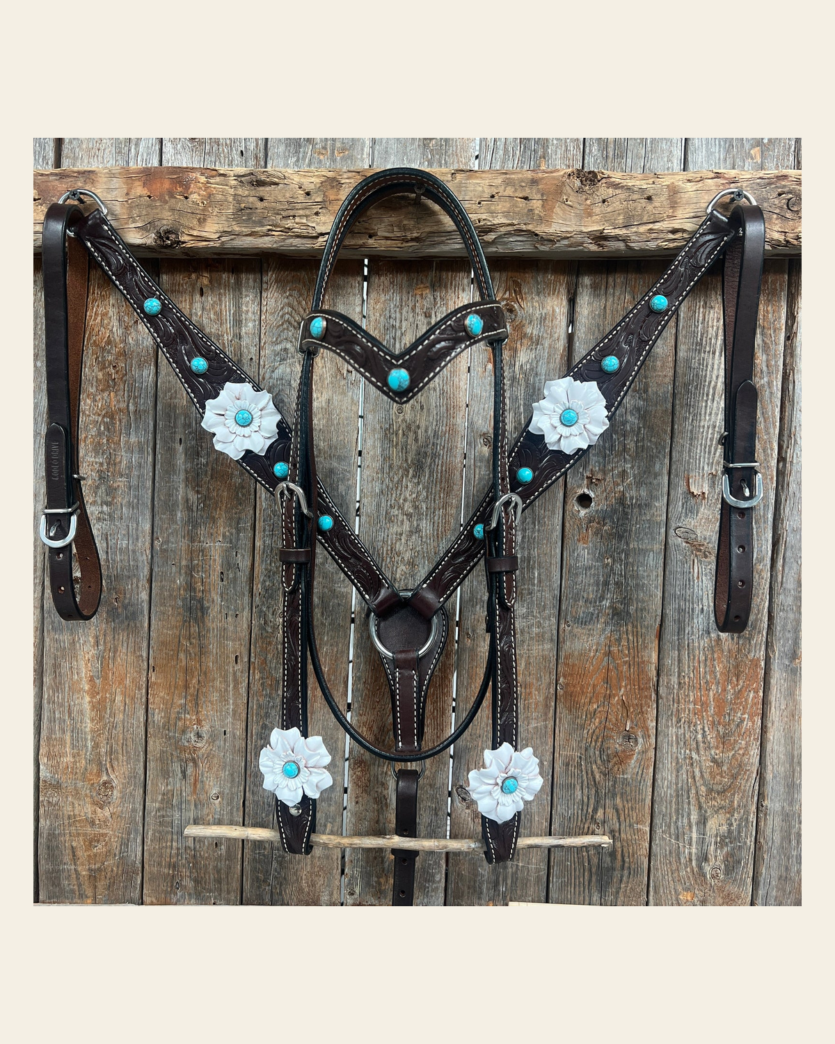 Dark Oil Floral Turquoise Cabochon Browband / Breastcollar Tack Set #BBBC598 on a warm cream background
