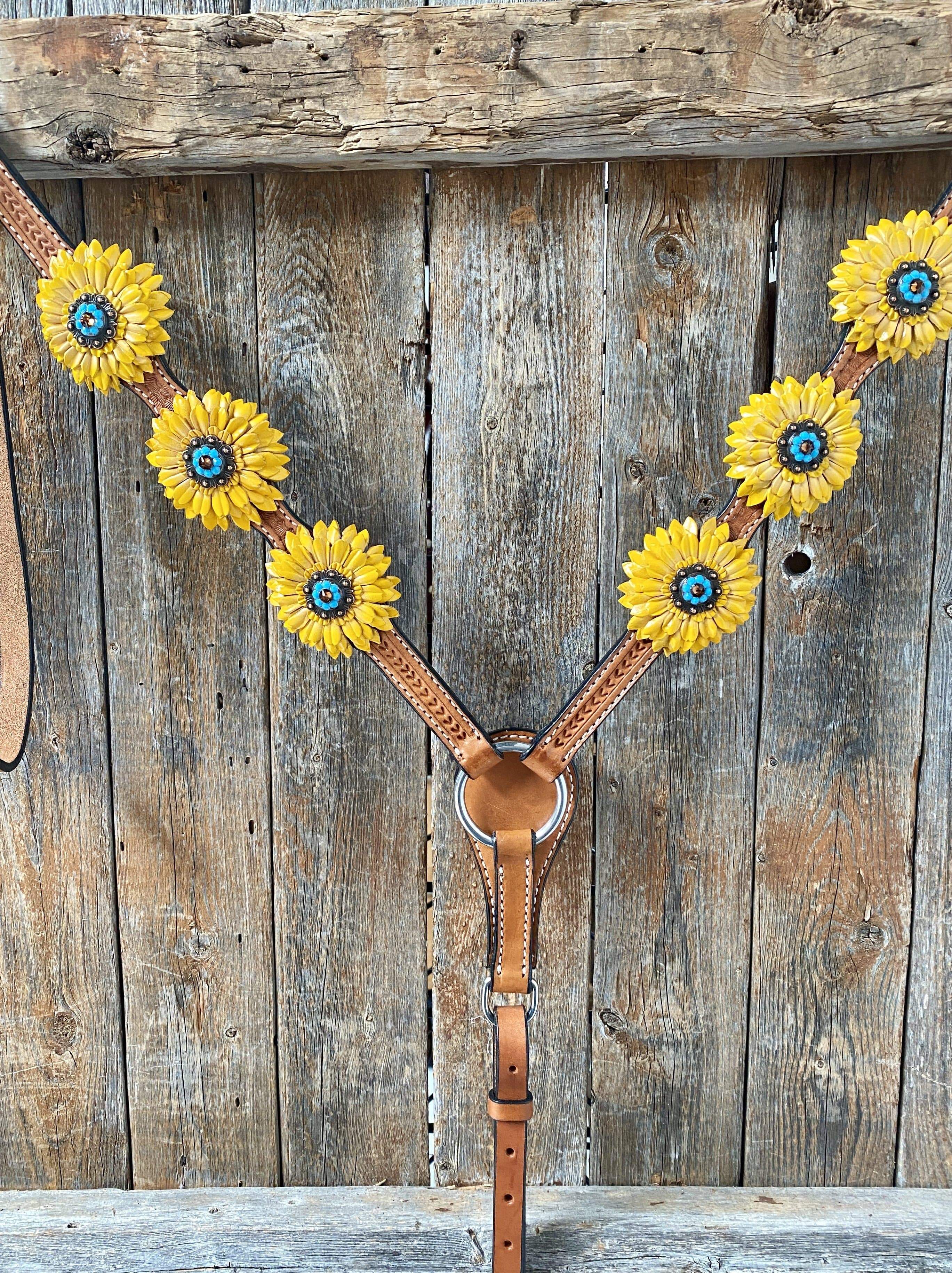 One Ear & Breastcollar -Yellow Daisy #OEBC422 — view 2