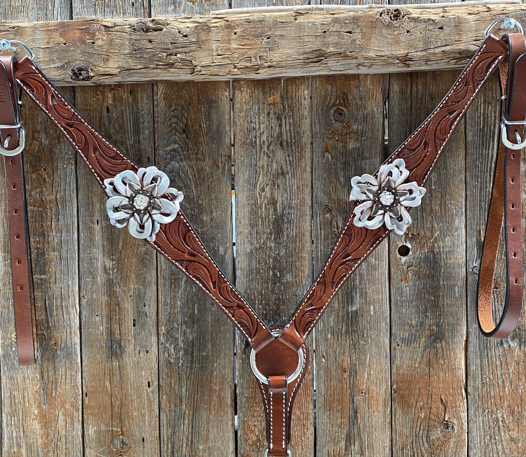 Medium Oil Breastcollar #BC145