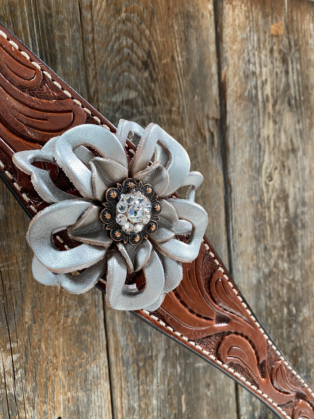 Medium Oil Breastcollar #BC145 — view 3