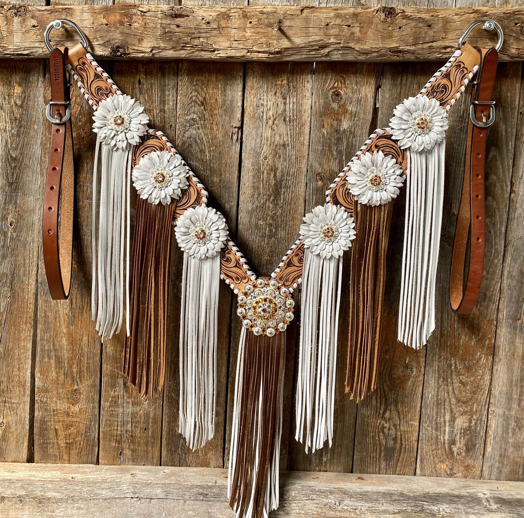 Whipstitch Breastcollar - Golden & Daisy #BC265
