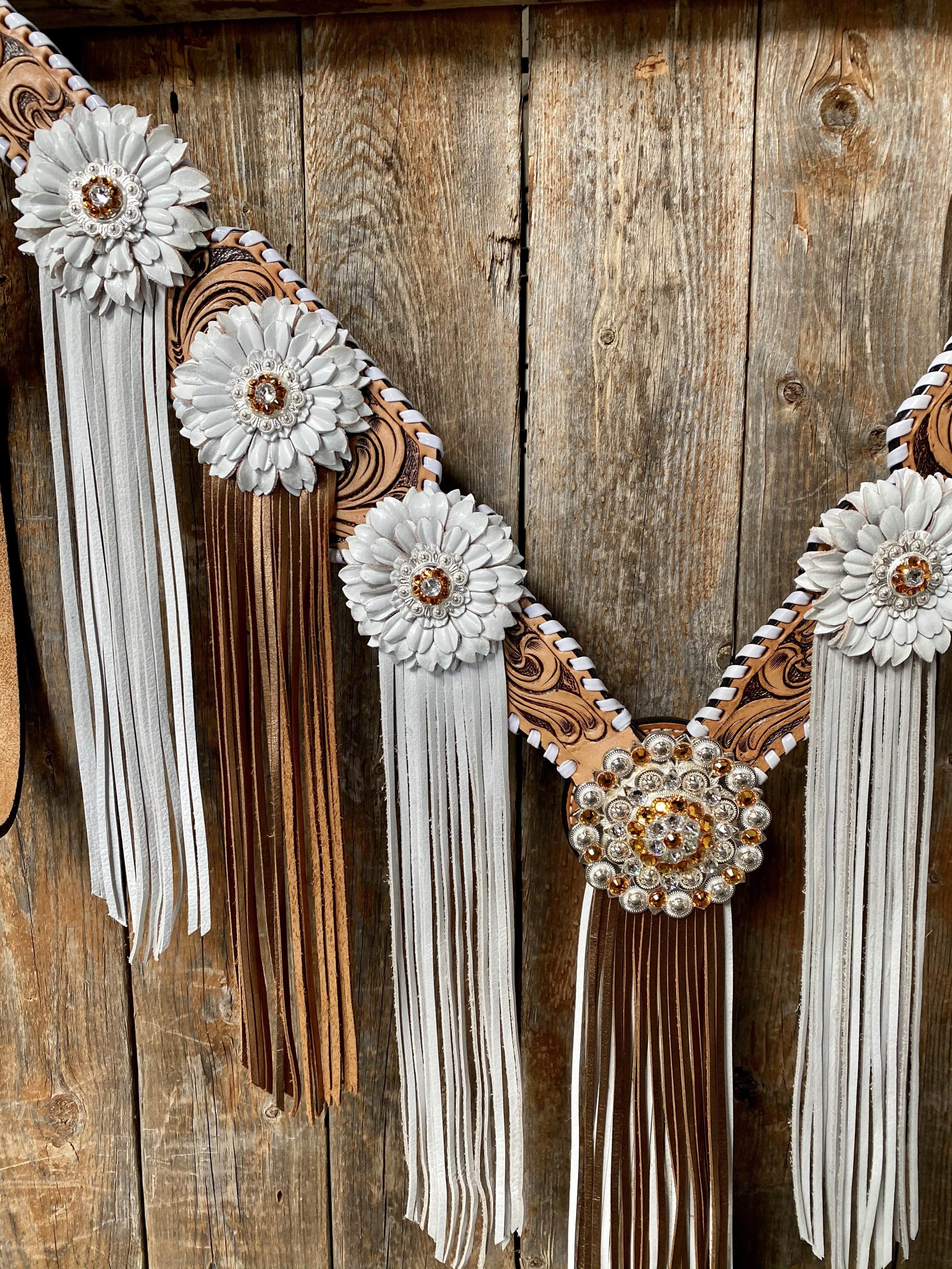 Whipstitch Breastcollar - Golden & Daisy #BC265 — view 2