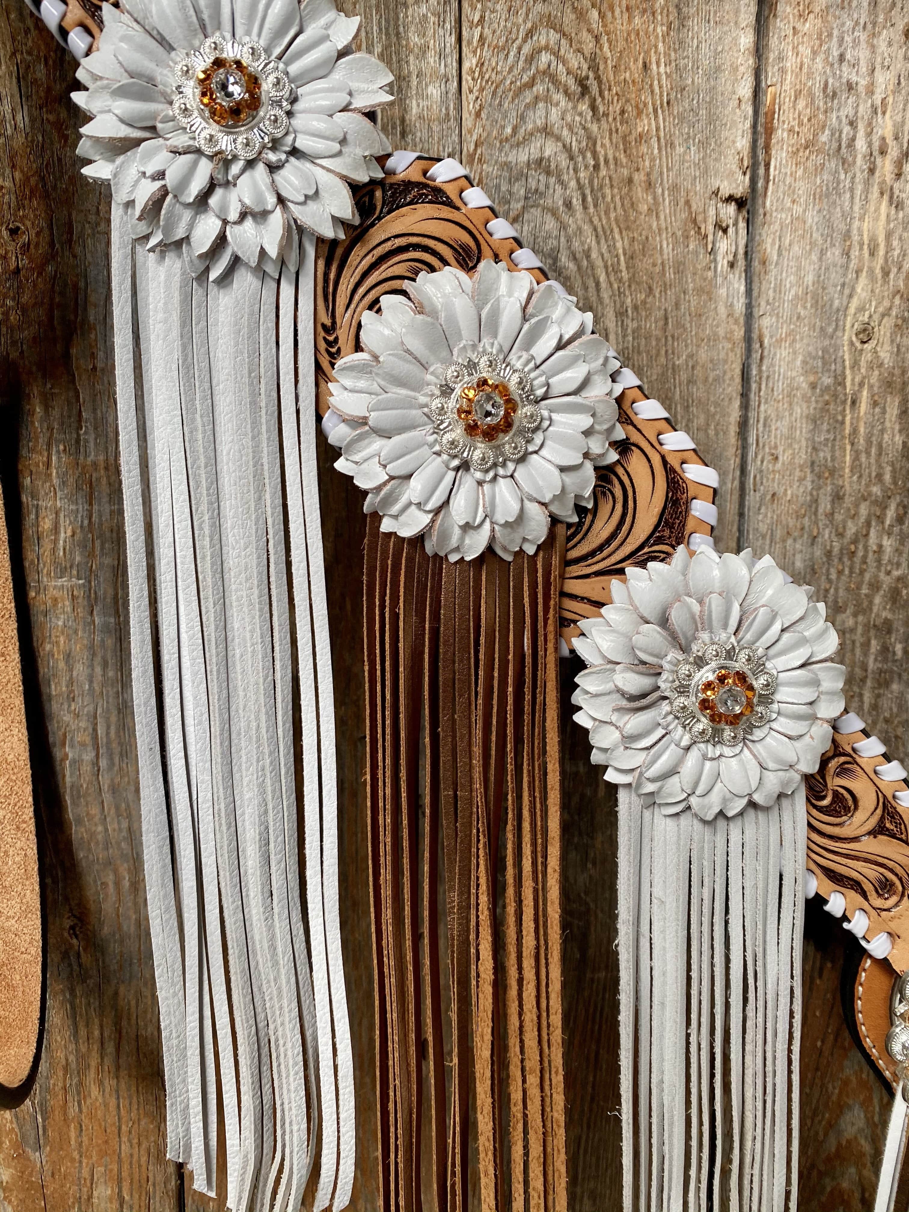 Whipstitch Breastcollar - Golden & Daisy #BC265 — view 3