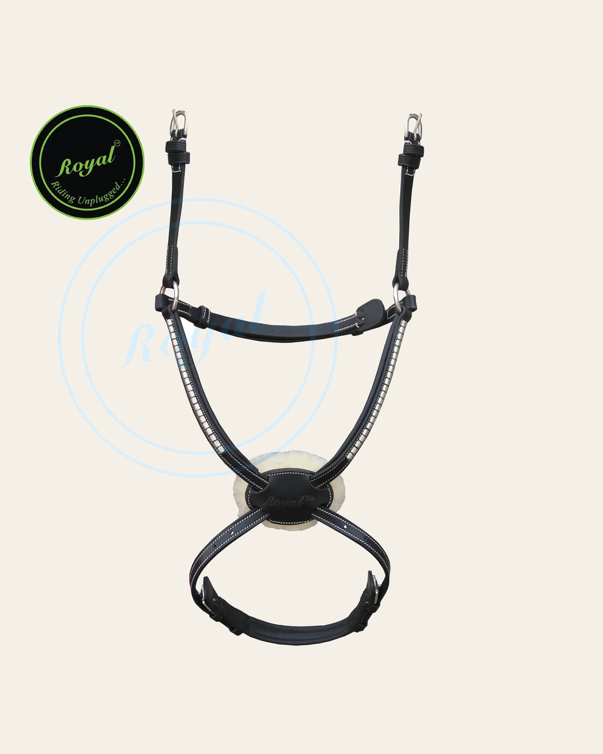 ExionPro SS / Brass Clincher Padded Figure 8 Noseband on a warm cream background