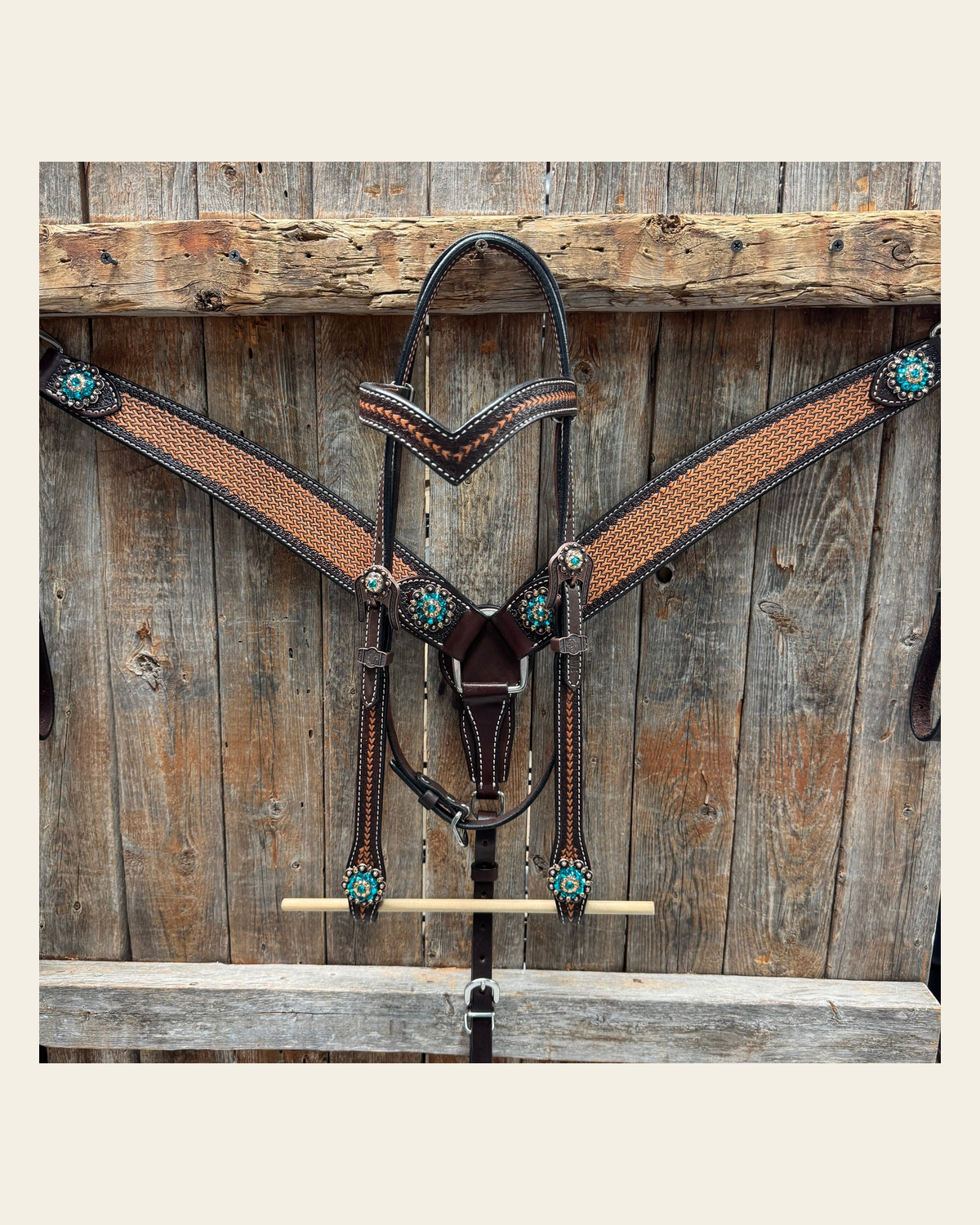 Foxtail Teal/Champagne Browband, One Ear & Breastcollar Tack Set #BBBC493 on a warm cream background