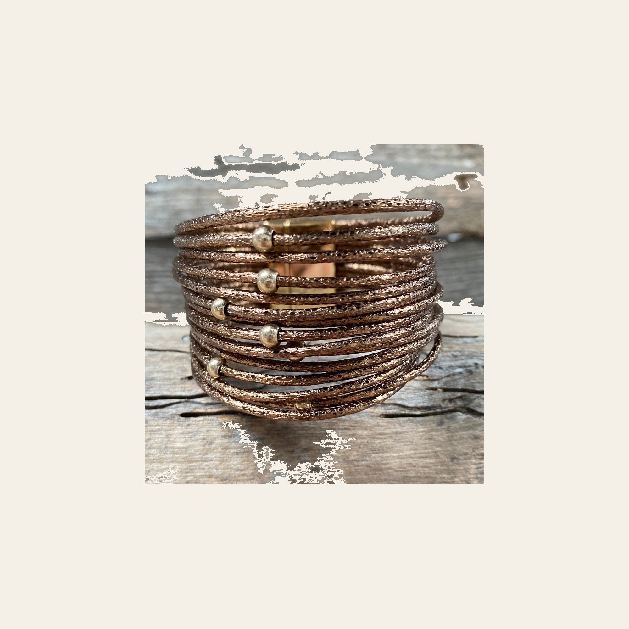 Gold Band and Bead Fashion Bracelet XI123