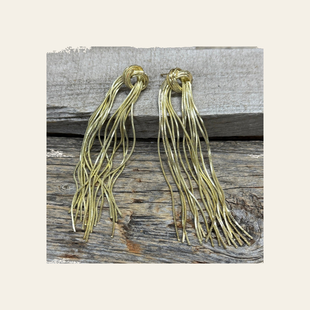 Ranch Gold Knot Dangle Fashion Earrings