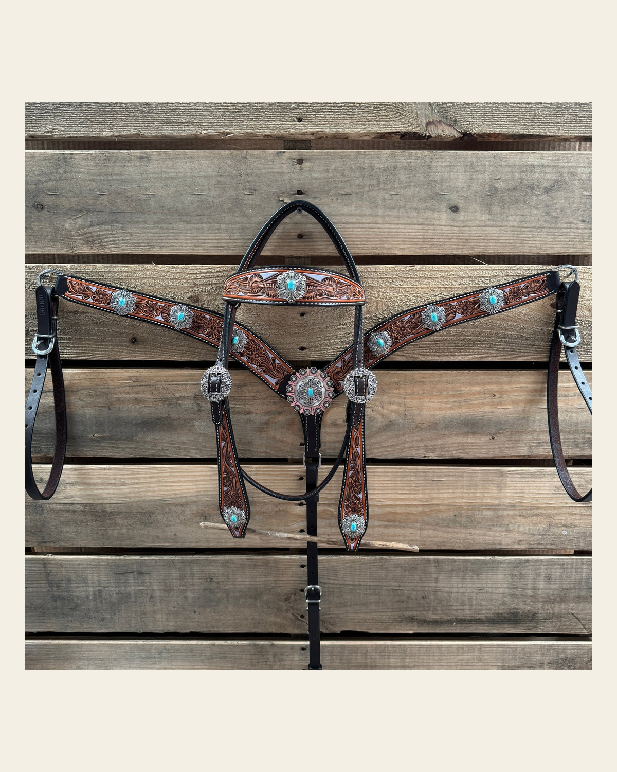 Hand Painted Floral Filigree Browband / One Ear - Breastcollar Tack Set #BBBC646 on a warm cream background