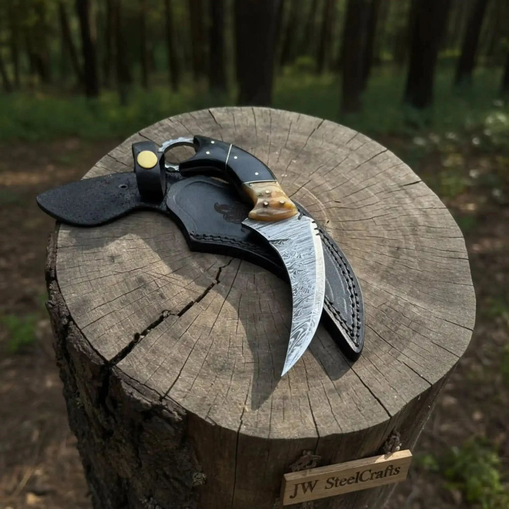 Handmade Damascus Karambit Knife with Horn Handle and Finger Ring
