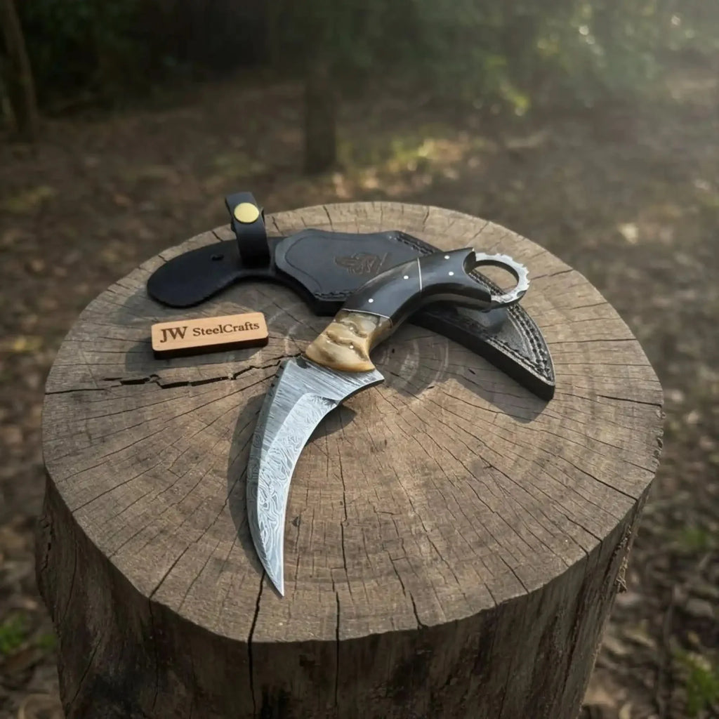 Handmade Damascus Karambit Knife with Horn Handle and Finger Ring