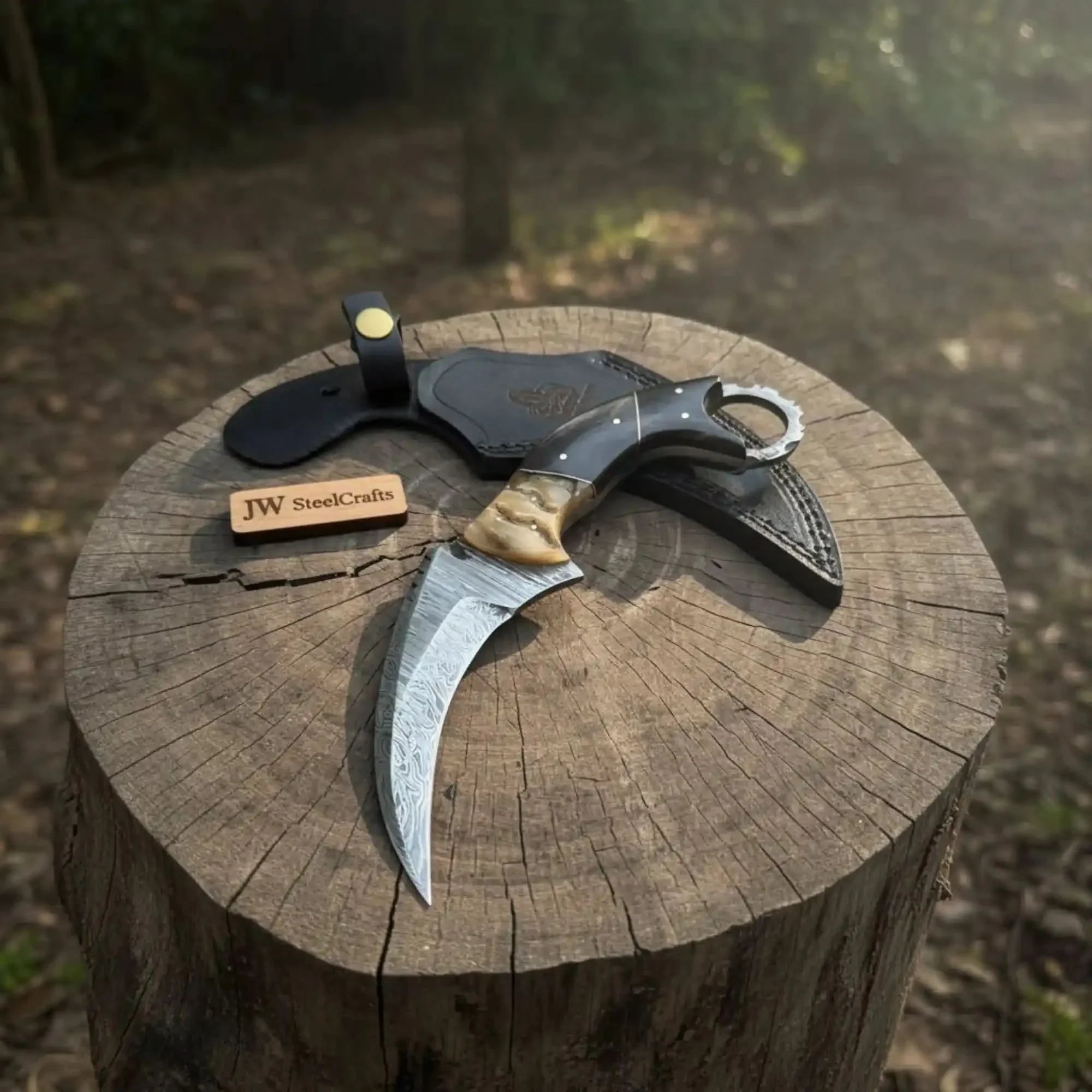 Handmade Damascus Karambit Knife with Horn Handle and Finger Ring
